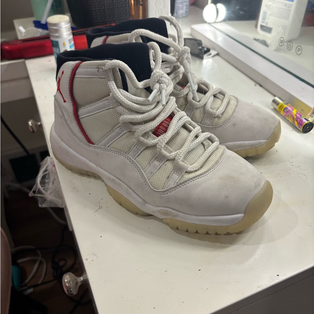 Jordan Women's Sneakers - White and Red